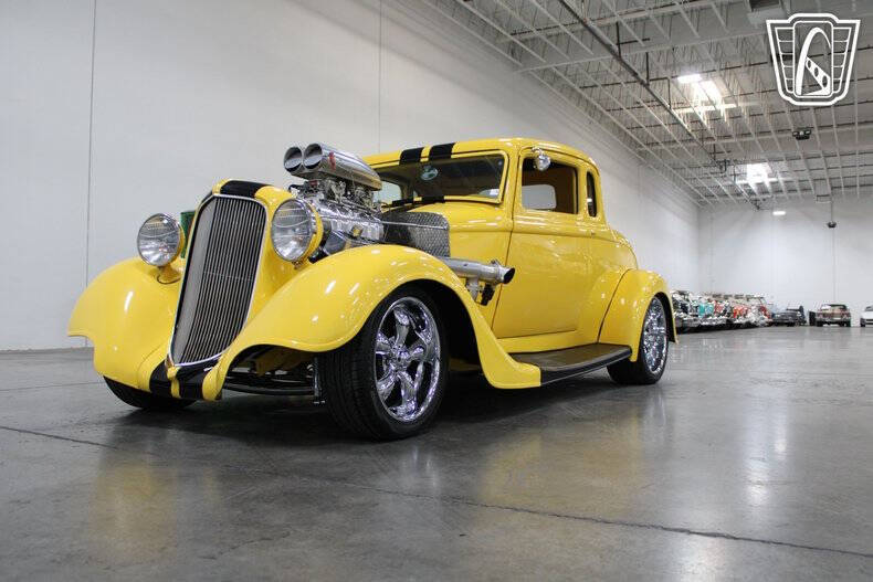 1933 Plymouth 5 Window