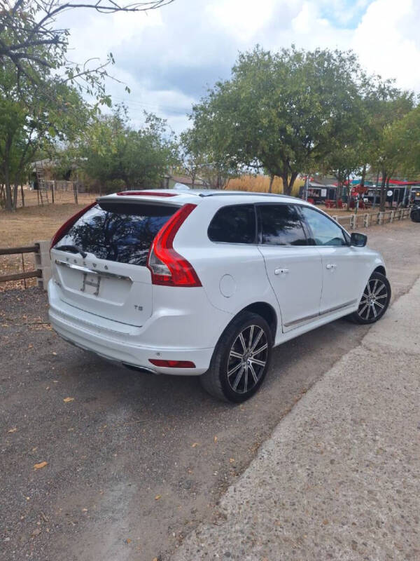 2016 Volvo XC60 T5 Drive-E Premier