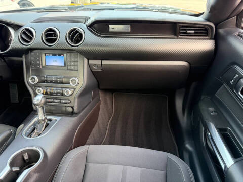 2019 Ford Mustang