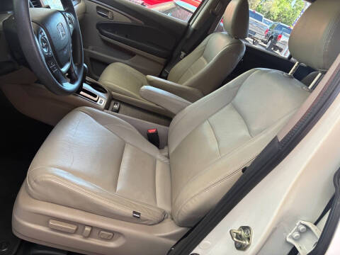 2017 Honda Pilot EX