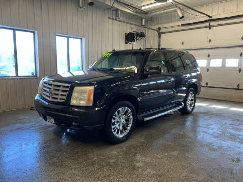 2004 Cadillac Escalade for sale at Sand's Auto Sales in Cambridge MN