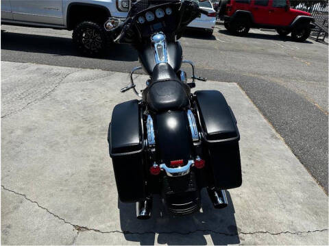 2016 Harley-Davidson FLHX / Street Glide