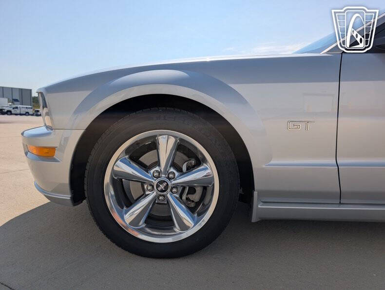2005 Ford Mustang