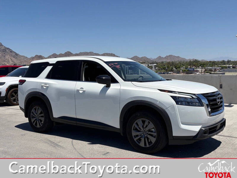 2025 Nissan Pathfinder S
