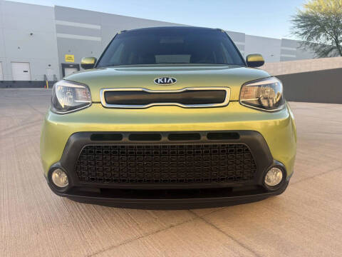 2015 Kia Soul +