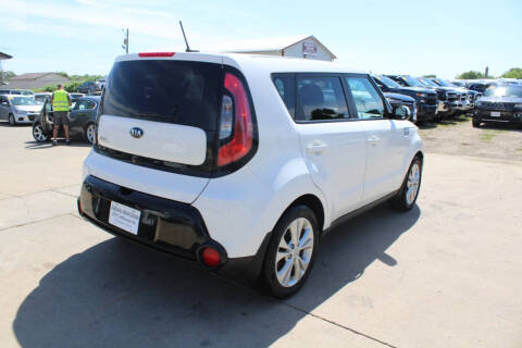 2016 Kia Soul +