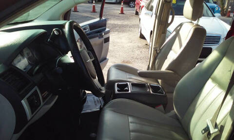 2010 Chrysler Town and Country Touring Plus