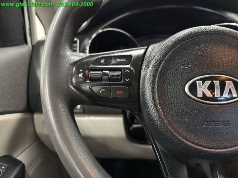 2018 Kia Sedona L