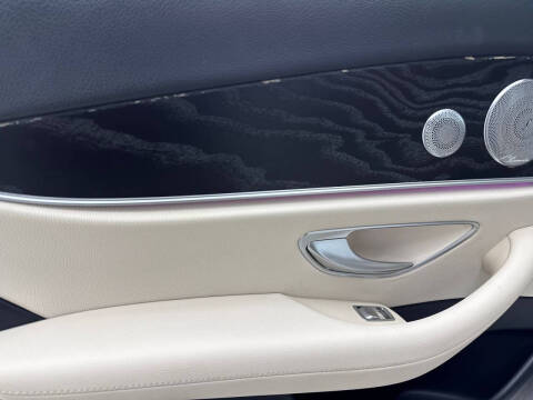 2017 Mercedes-Benz E-Class E 300 4MATIC