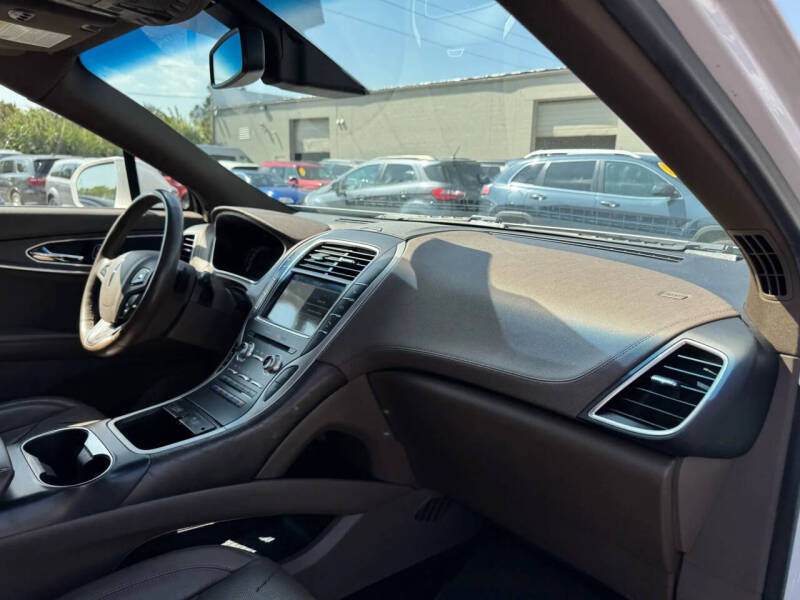 2017 Lincoln MKX Reserve