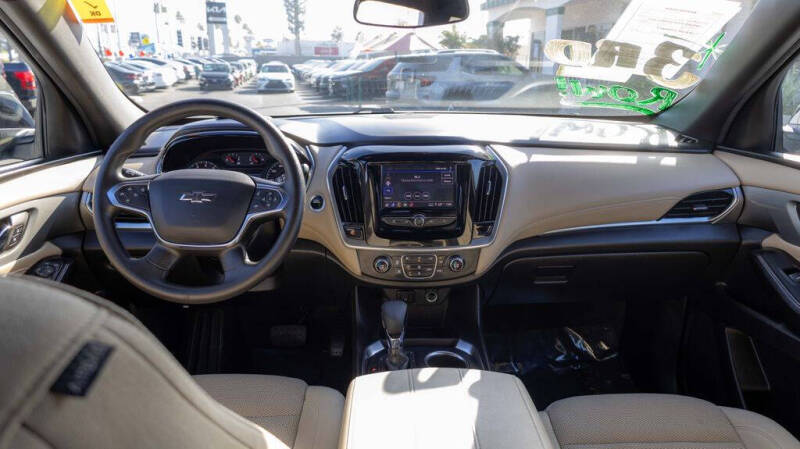 2022 Chevrolet Traverse LS