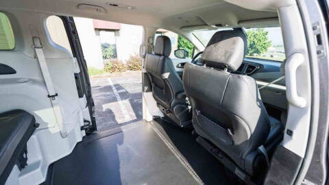 2019 Chrysler Pacifica Touring L