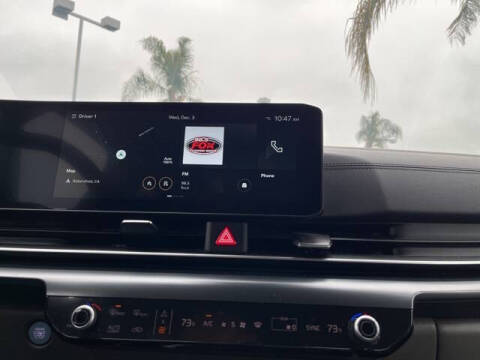 2025 Kia Carnival LXS