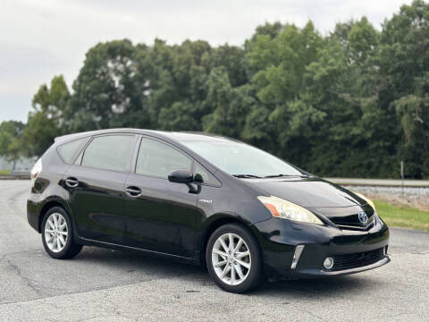 2013 Toyota Prius v Five