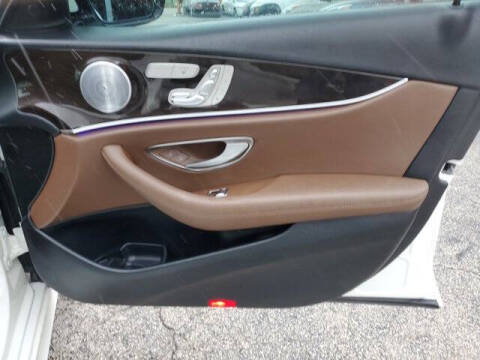 2019 Mercedes-Benz E-Class E 300