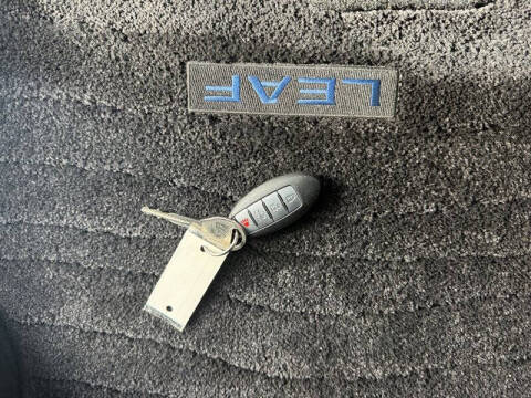 2013 Nissan LEAF SV