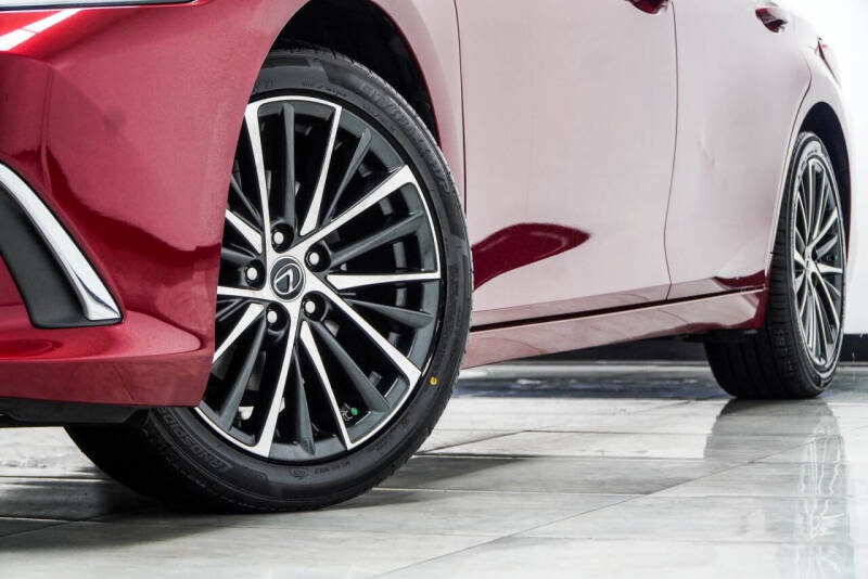 2025 Lexus ES 350