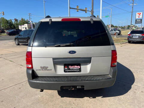 2004 Ford Explorer XLS
