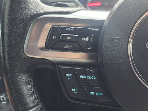 2020 Ford Mustang EcoBoost