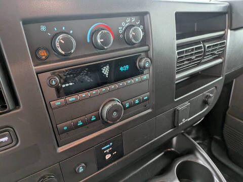2025 GMC Savana 2500