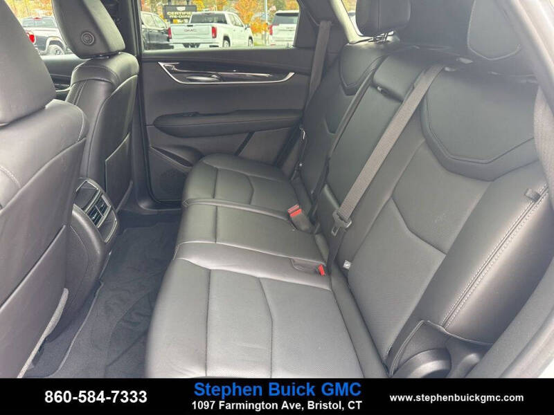 2022 Cadillac XT5 Premium Luxury