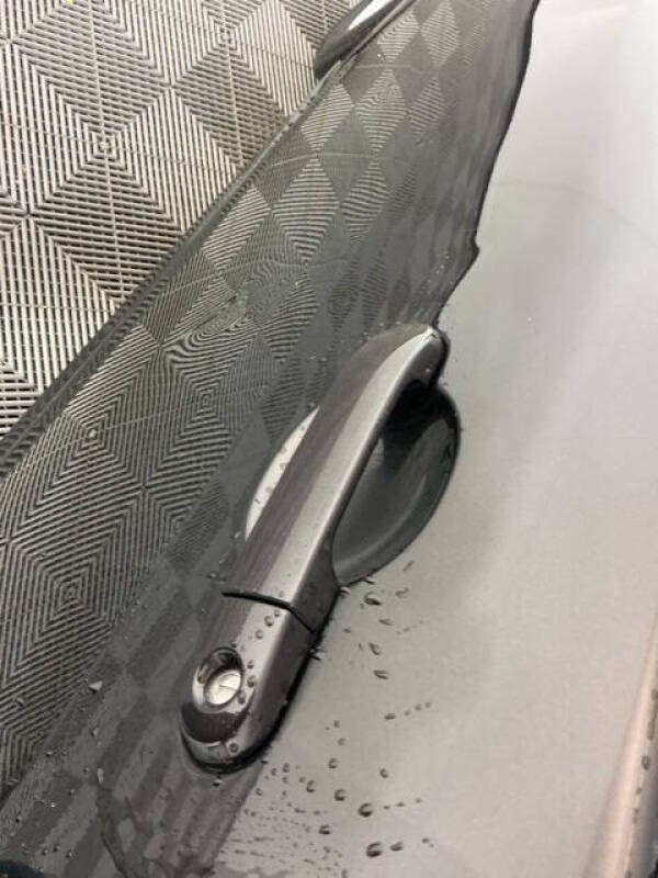 2011 Nissan Versa 1.8 SL