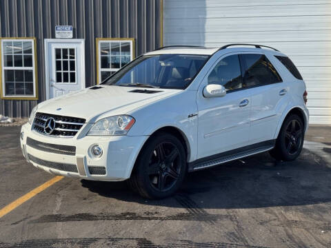 2008 Mercedes-Benz M-Class for sale at Queen City Auto House LLC in West Chester OH