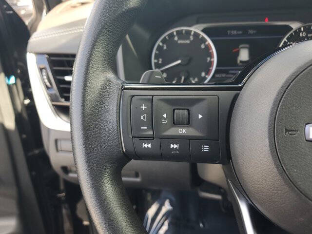 2022 Nissan Rogue SV