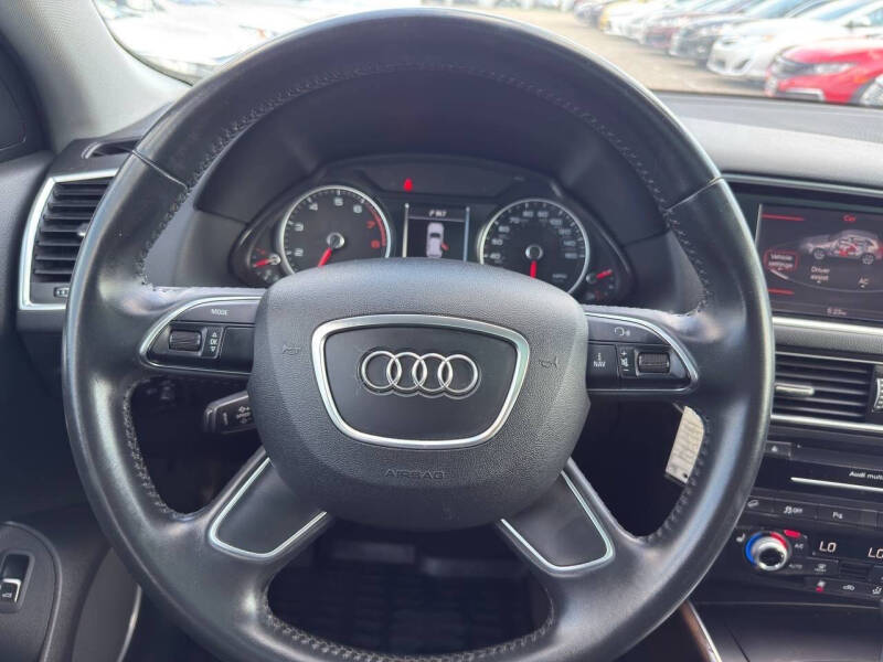 2017 Audi Q5 2.0T quattro Premium Plus
