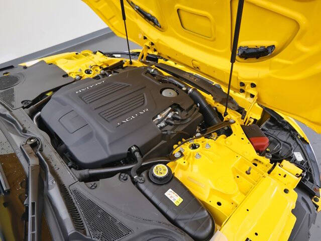 2021 Jaguar F-TYPE R-Dynamic