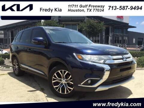 2016 Mitsubishi Outlander for sale at FREDYS CARS FOR LESS in Houston TX