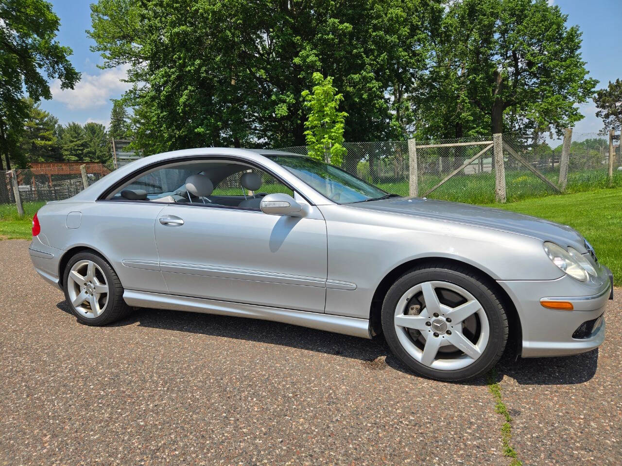 2005 Mercedes-Benz CLK 22