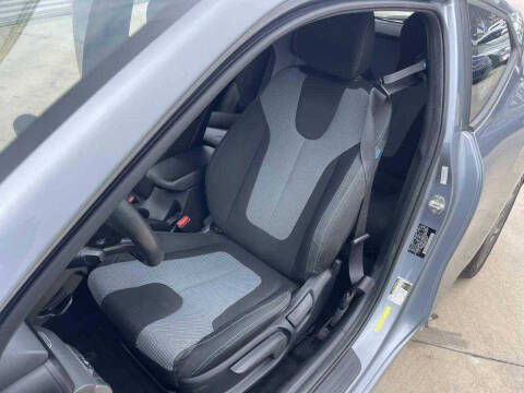 2019 Hyundai Veloster 2.0L Premium