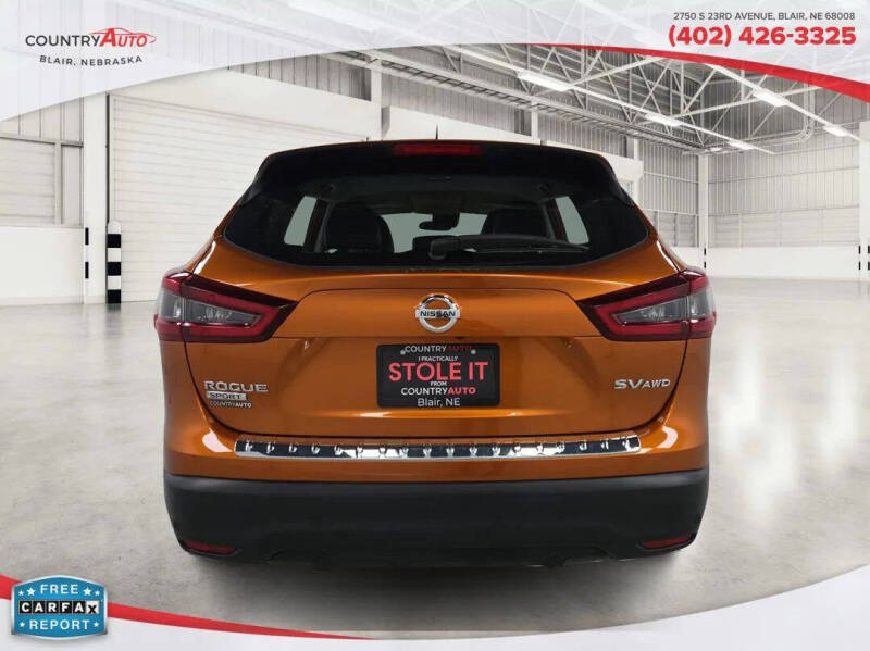 2022 Nissan Rogue Sport SV