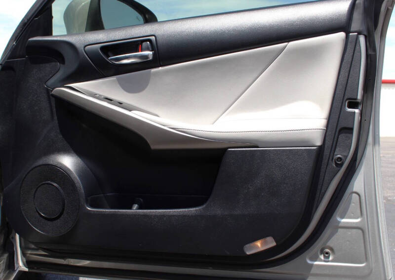 2016 Lexus IS 200t