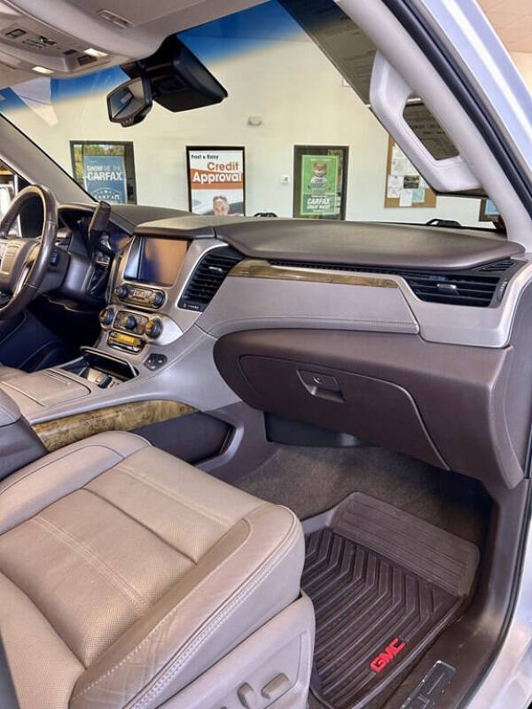 2016 GMC Yukon Denali