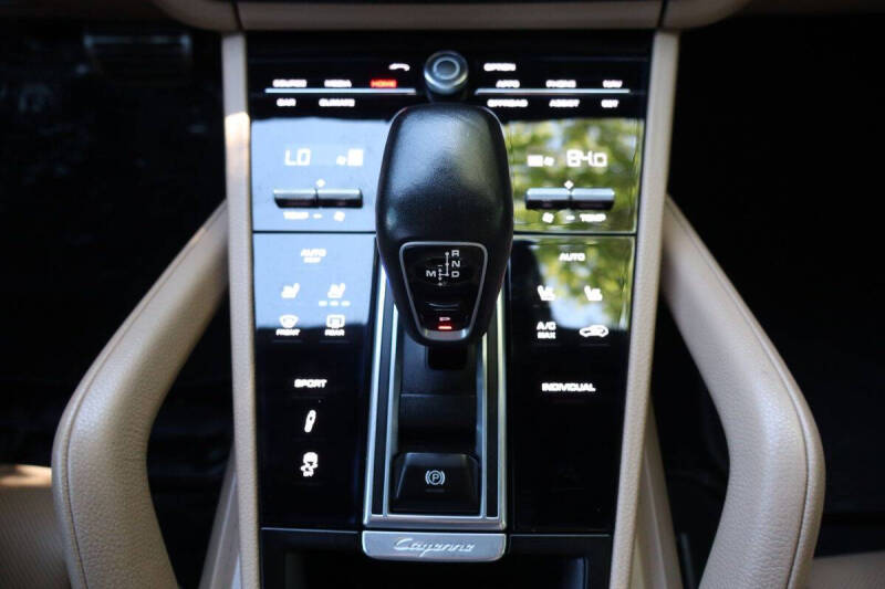 2019 Porsche Cayenne S