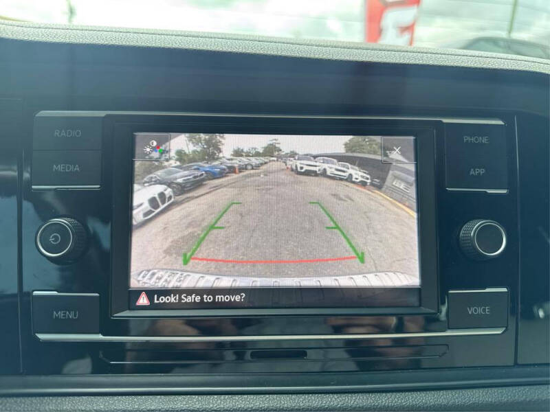 2020 Volkswagen Jetta R-Line