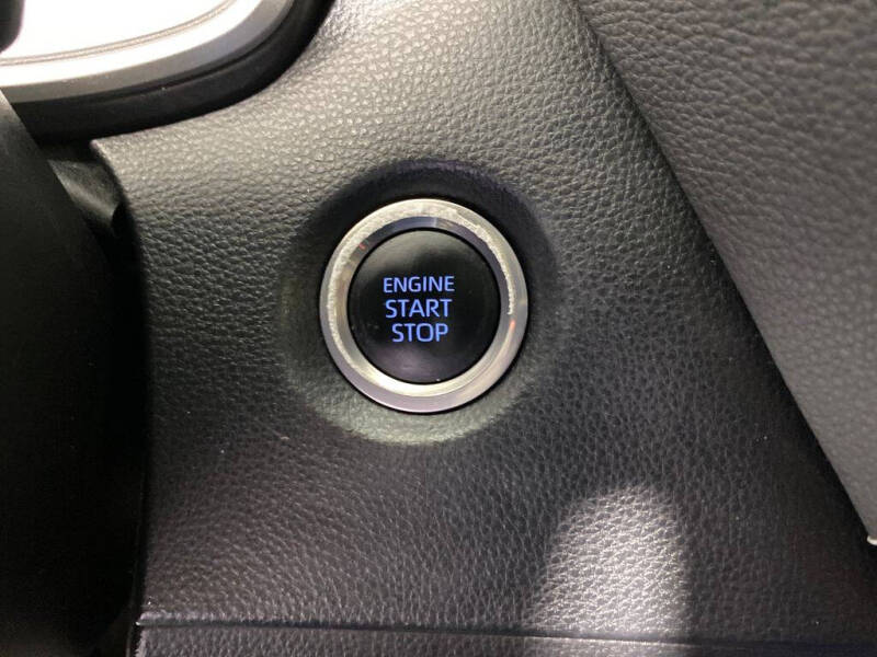 2022 Toyota Corolla Hatchback SE