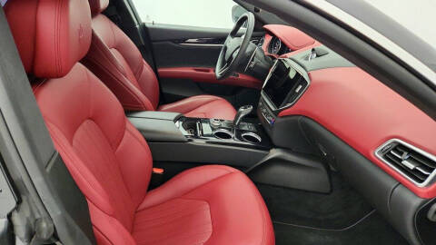 2023 Maserati Ghibli Modena