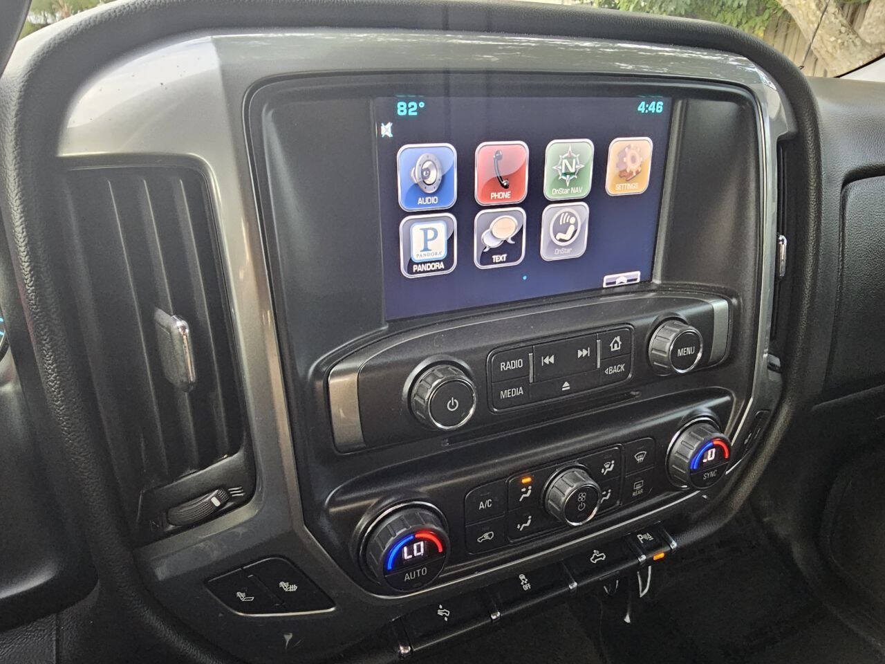 2015 CHEVROLET Silverado Pickup - $15,785