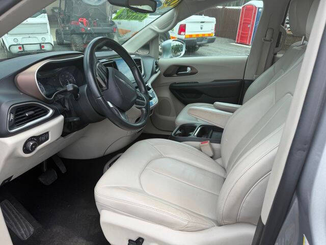 2017 Chrysler Pacifica Touring Plus