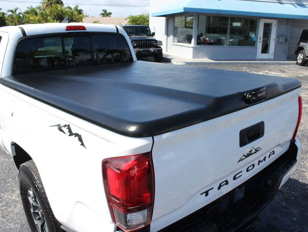 2018 TOYOTA Tacoma Pickup - $20,995