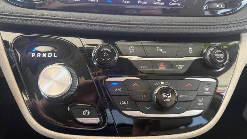 2020 Chrysler Pacifica Limited