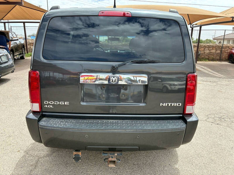 2011 Dodge Nitro Detonator