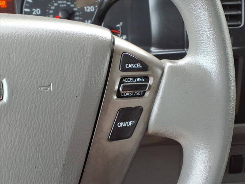 2017 Nissan NV 1500 S