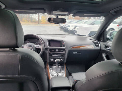 2016 Audi Q5 2.0T quattro Premium Plus