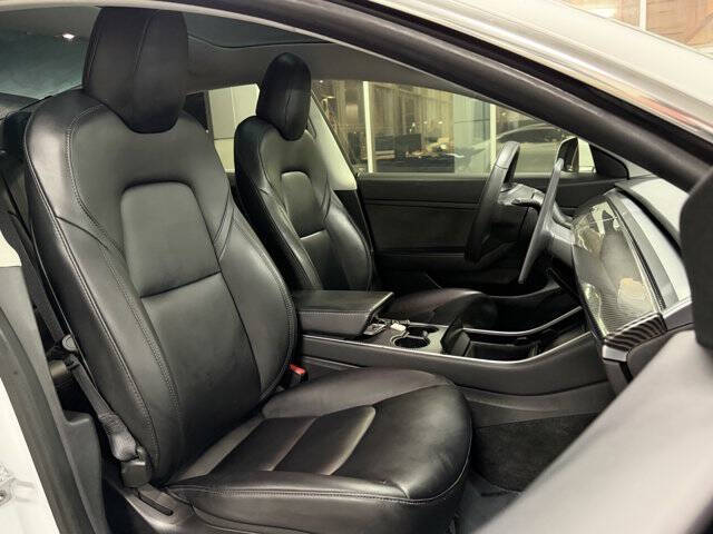 2020 Tesla Model 3 Standard Range