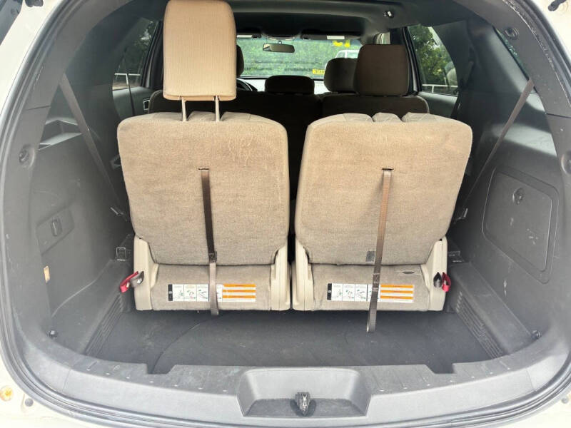 2015 Ford Explorer