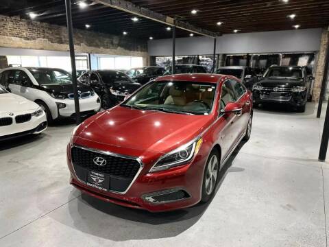 2017 Hyundai Sonata Hybrid for sale at ELITE SALES & SVC in Chicago IL
